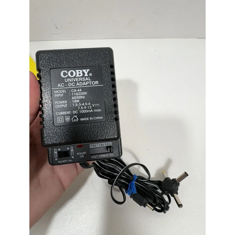 Coby‎ Universal Power A/C Adapter model CA-44 1000mA LED Power Indicator Input
